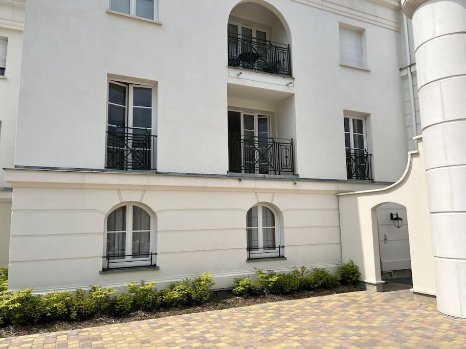 Superbe Appartement Tres Confortable Serris Luaran gambar