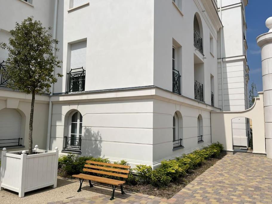 Superbe Appartement Tres Confortable Serris Luaran gambar