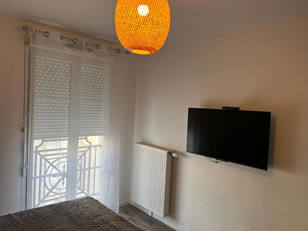 Superbe Appartement Tres Confortable Serris Luaran gambar